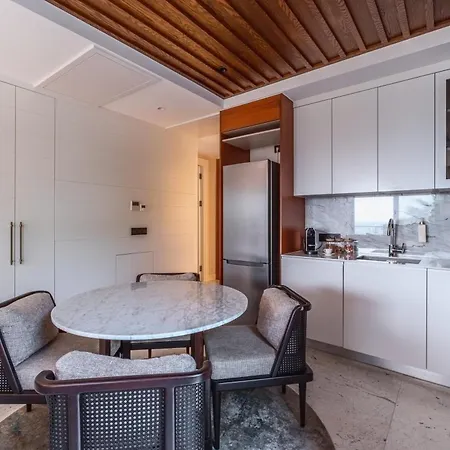 2-Bedroom Beachfront Flat With Hotel Amenities Apartament Bodrum